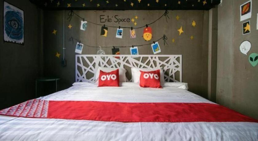 Oyo 505 エンテ スペース ホステル【スタッフワクチン接種済み】 バンコク都 エクステリア 写真
